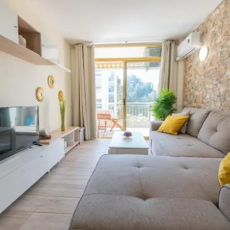 2bd-piscina-playa-port Aventura2