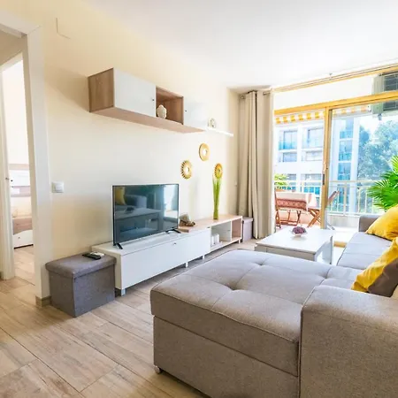 2bd-piscina-playa-port Aventura2