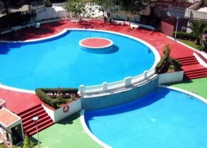 2bd-piscina-playa-port Aventura2
