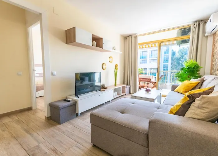 2bd-piscina-playa-port Aventura2